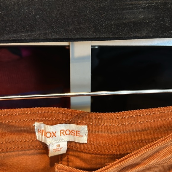 Knox Rose orange corduroy button front skirt size 10 NWOT - Picture 2 of 3